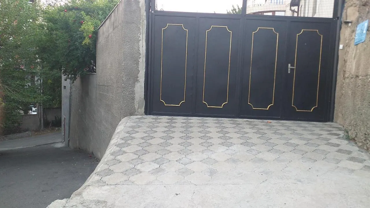 Hostel Ortachala Summer House Τυφλίδα